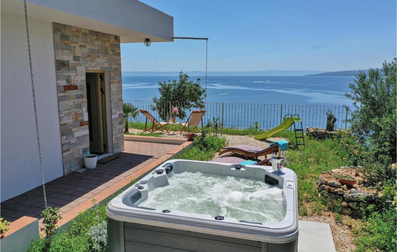 Holiday Home Villetta Belveder Baška Voda Екстериор снимка