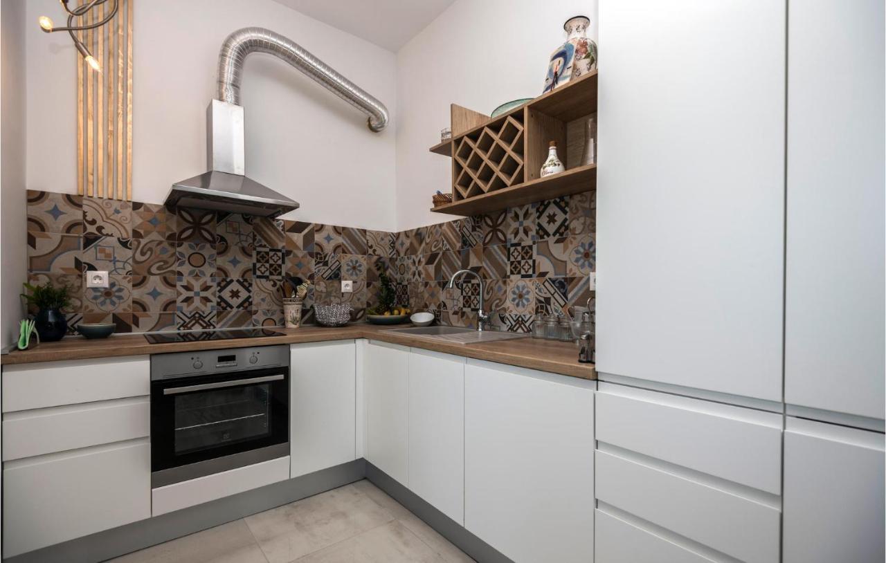 Holiday Home Villetta Belveder Baška Voda Екстериор снимка